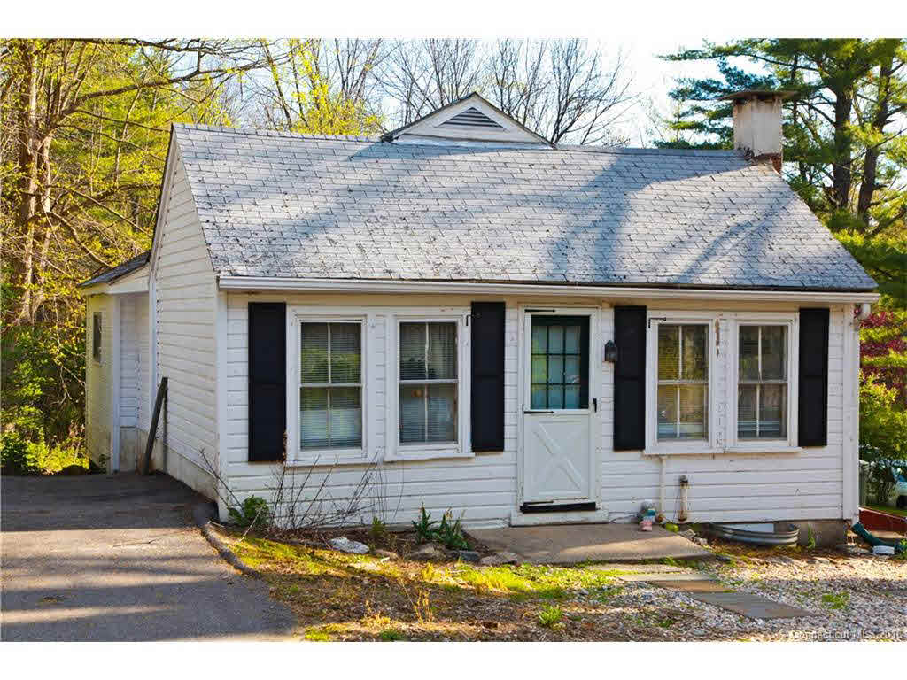 Building photograph for 164+166 FARNUM ROAD